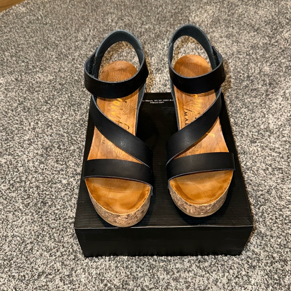Blowfish wedge sandals